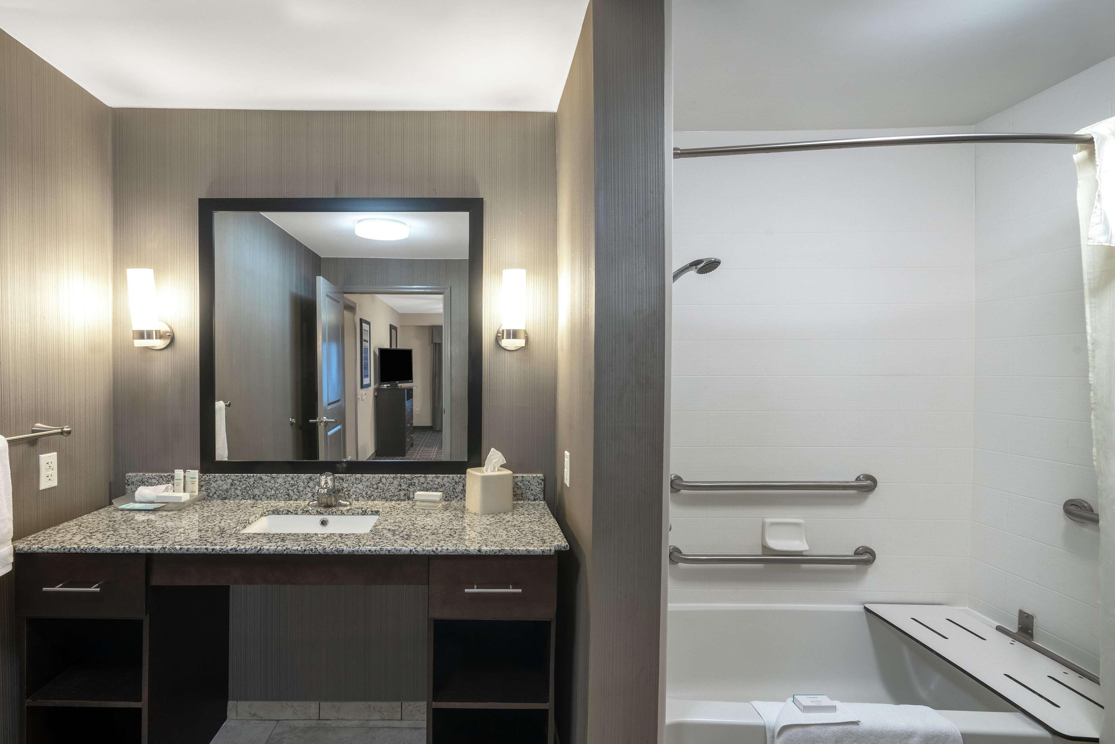 Homewood Suites By Hilton Huntsville-Downtown Екстериор снимка