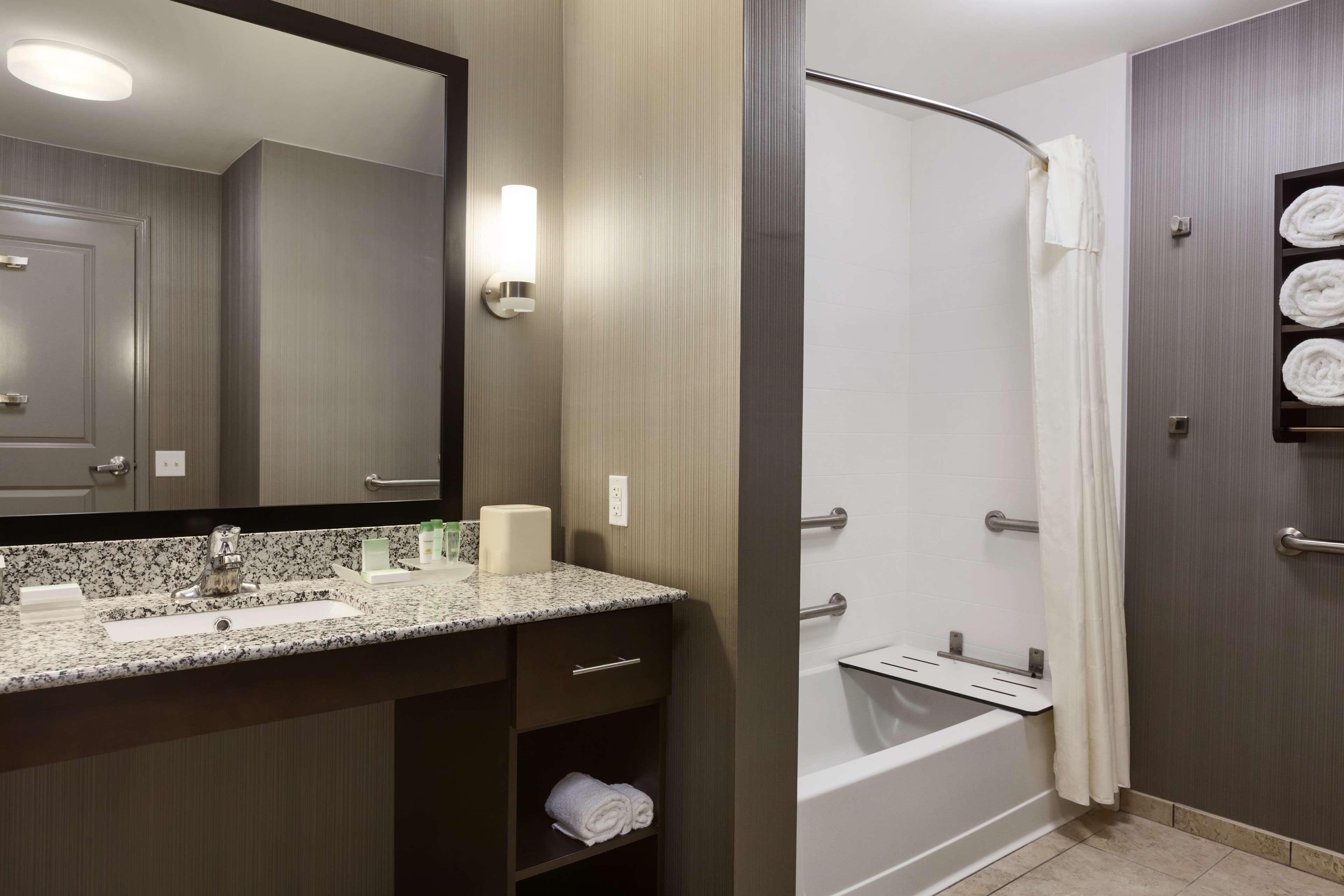 Homewood Suites By Hilton Huntsville-Downtown Екстериор снимка